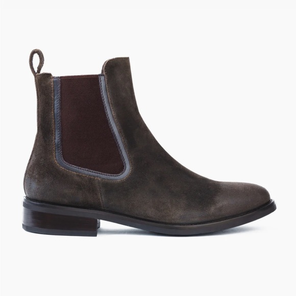 Women’s Thursday Duchess Chelsea Boot - Picture 5 of 11